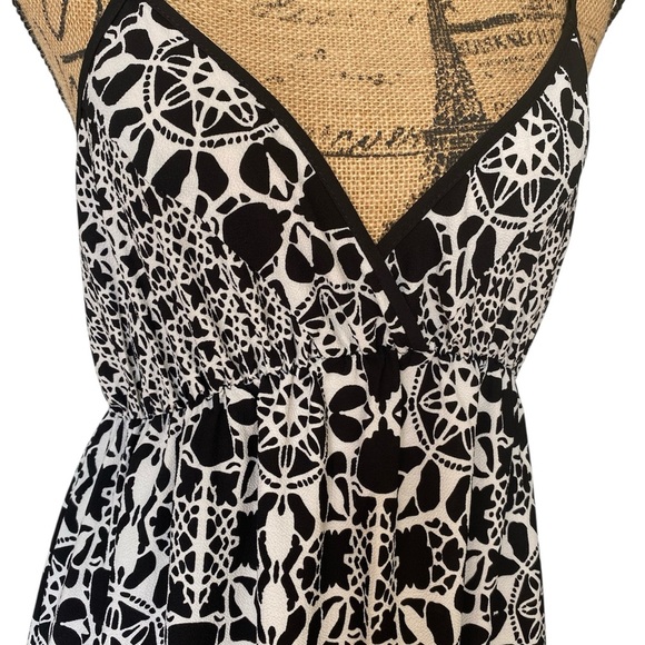 Dex Black White Graphic Print Empire Waist Sleeveless Flowy Maxi Dress Medium - Picture 9 of 14